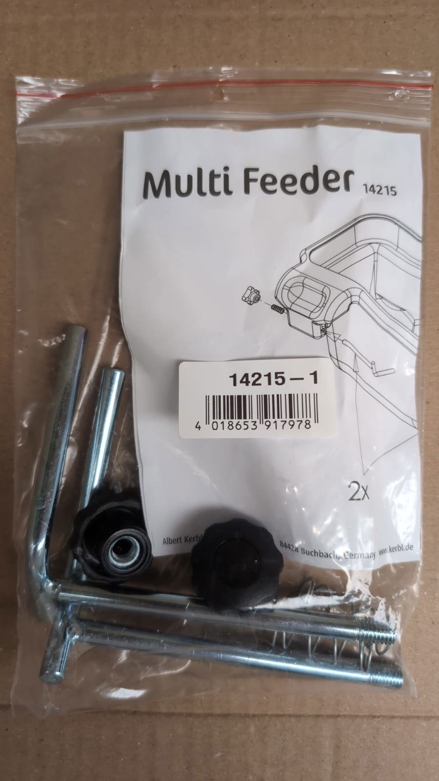 Sospensione per abbeveratoio multifeeder