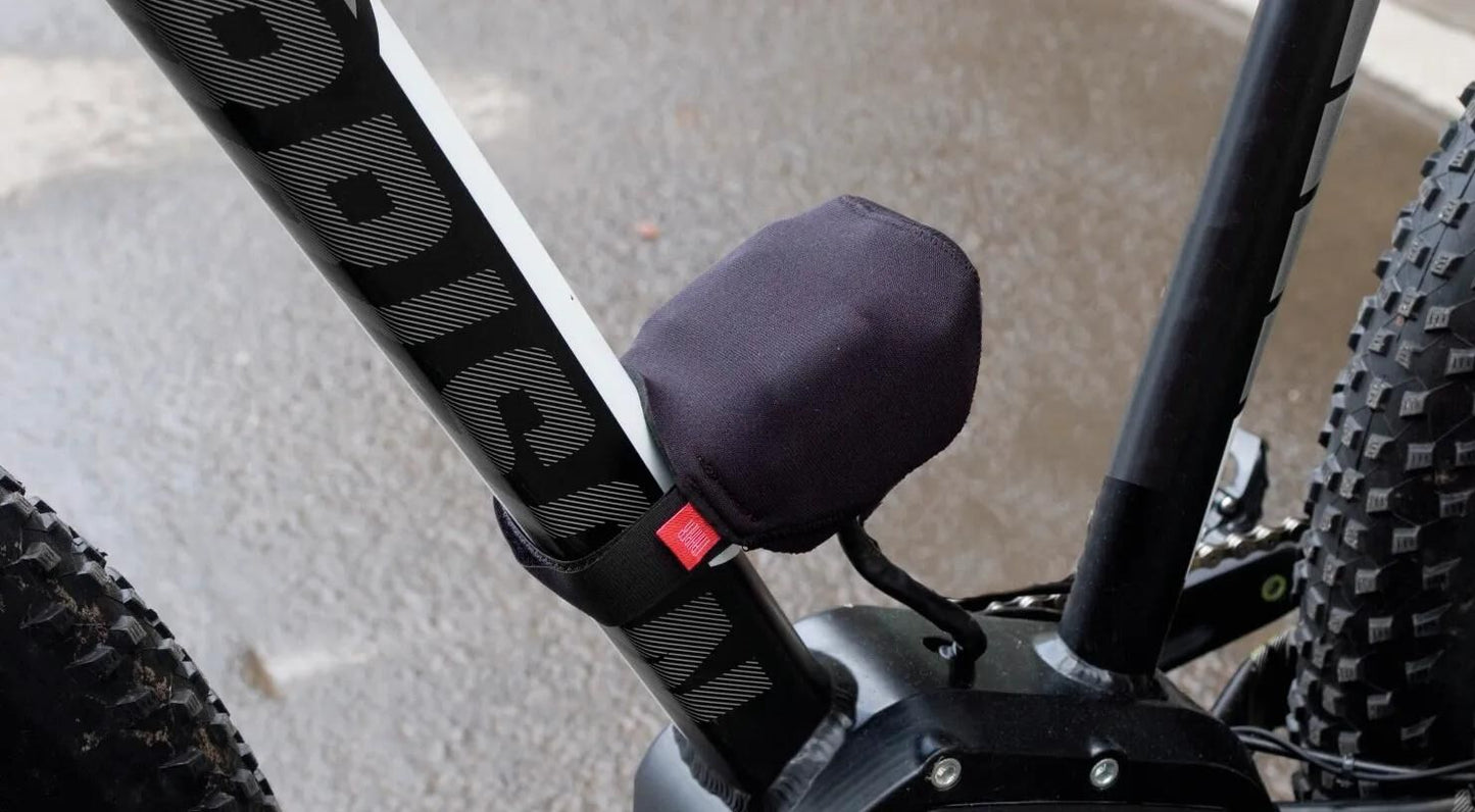 Fahrer Hoes Fah Battery Cover Frame SW L