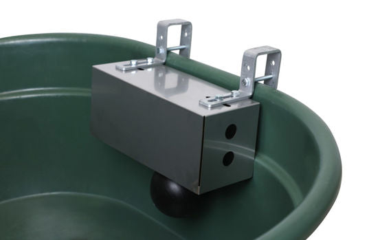 Flotador de acero inoxidable con soporte para colgar.
