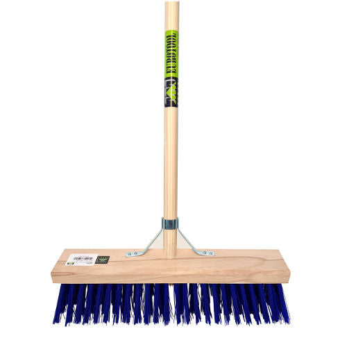 Mm Eurotool escoba de establo PVC azul 45cm mango FSC 150cm portapalos