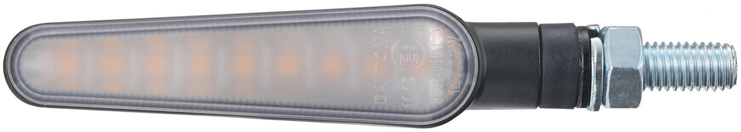 Señal de giro de Daytona que ejecuta el rayo de luz D-Light