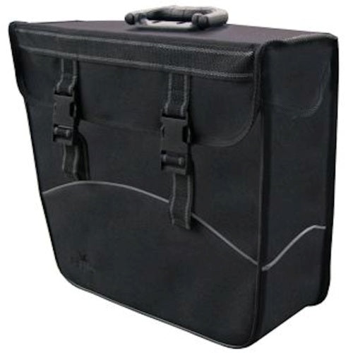 Greenlands Single Bag Black, a sinistra. Dimensioni 37x33x14 cm, capacità 20 litri