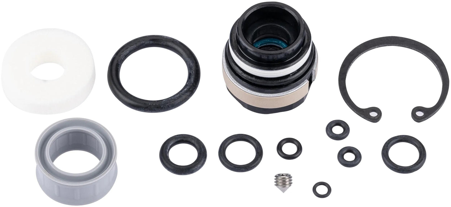 Kit de servicio RockShox Rs 200hrs. 1 año Rev.St.A2