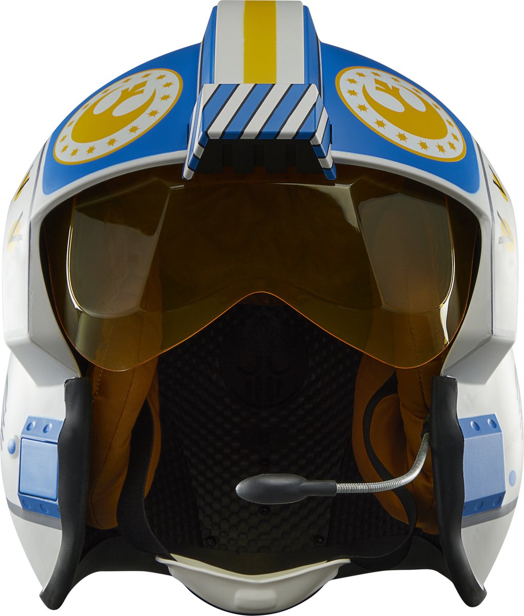 Hasbro star wars: the mandalorian black series electronic helmet carson teva