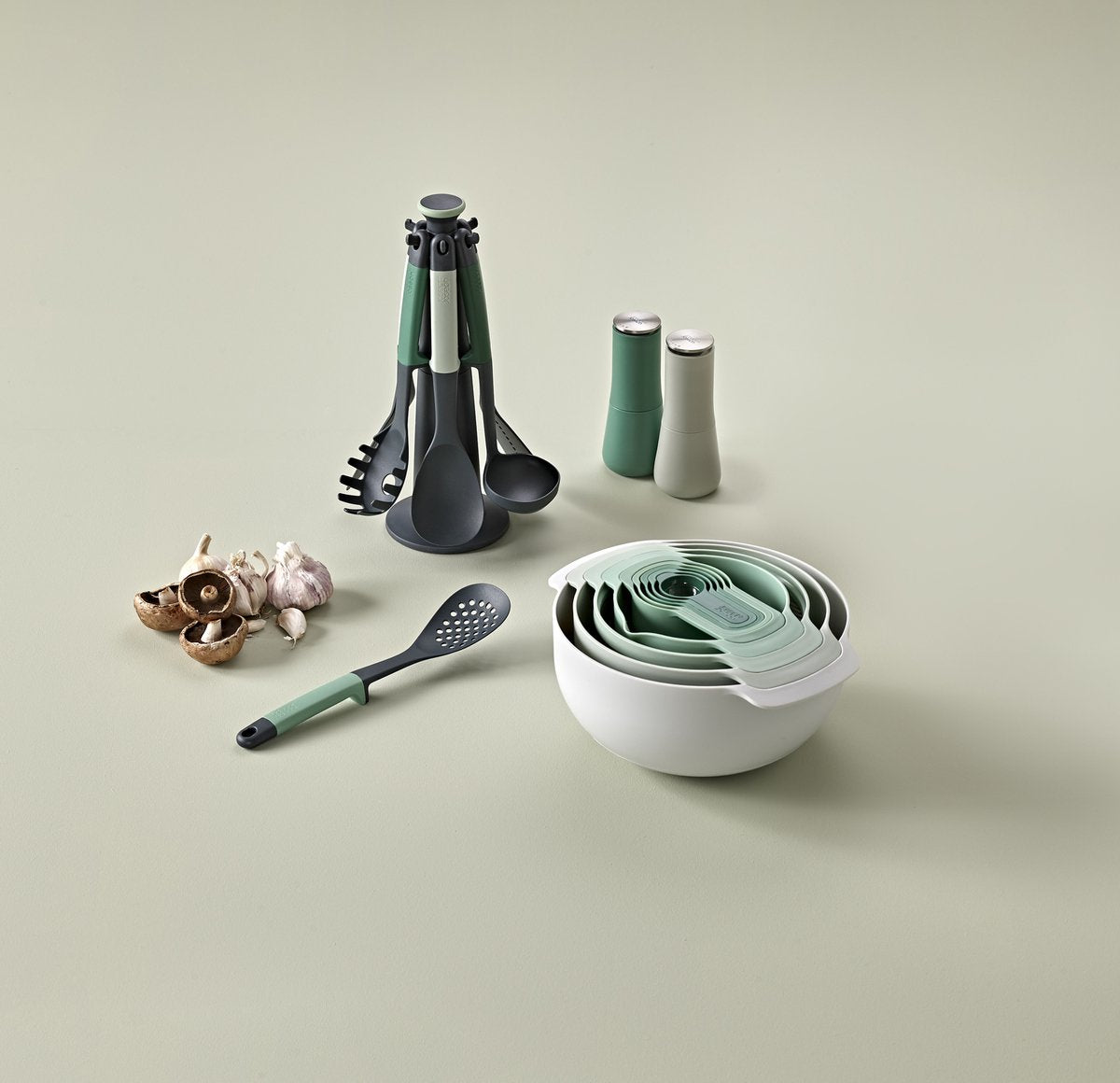 Joseph joseph - giostra elevate con 6 utensili da cucina edizioni salvia - nylon - verde