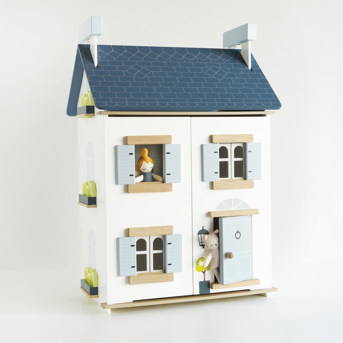 Le toy from dollhouse sky - juguete de madera con 3 pisos