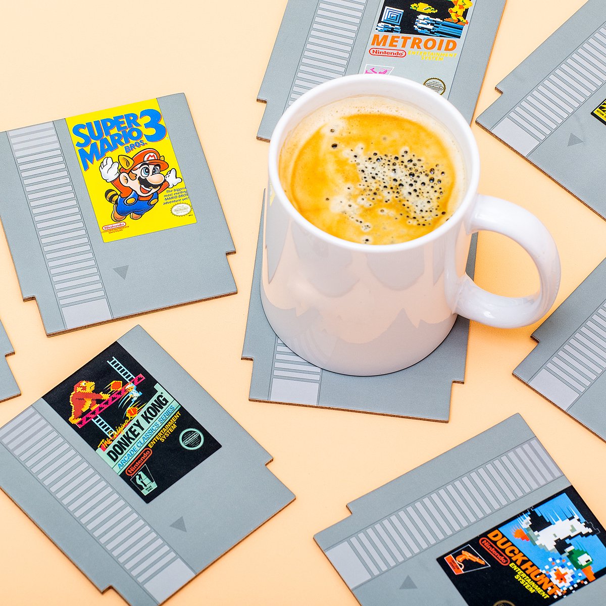 Paladone Sottobicchieri per cartucce Nintendo Nes - Sottobicchieri retrò per giocatori, set di 8, con licenza ufficiale -