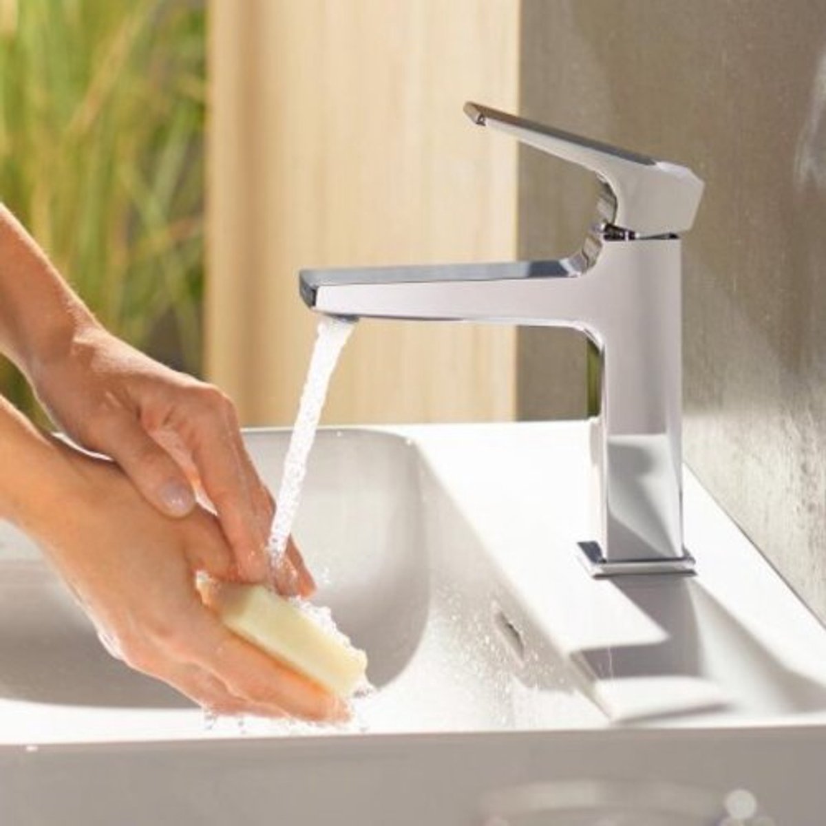 Miscelatore monocomando lavabo Hansgrohe metropol 110 con maniglia dritta con piletta cromo