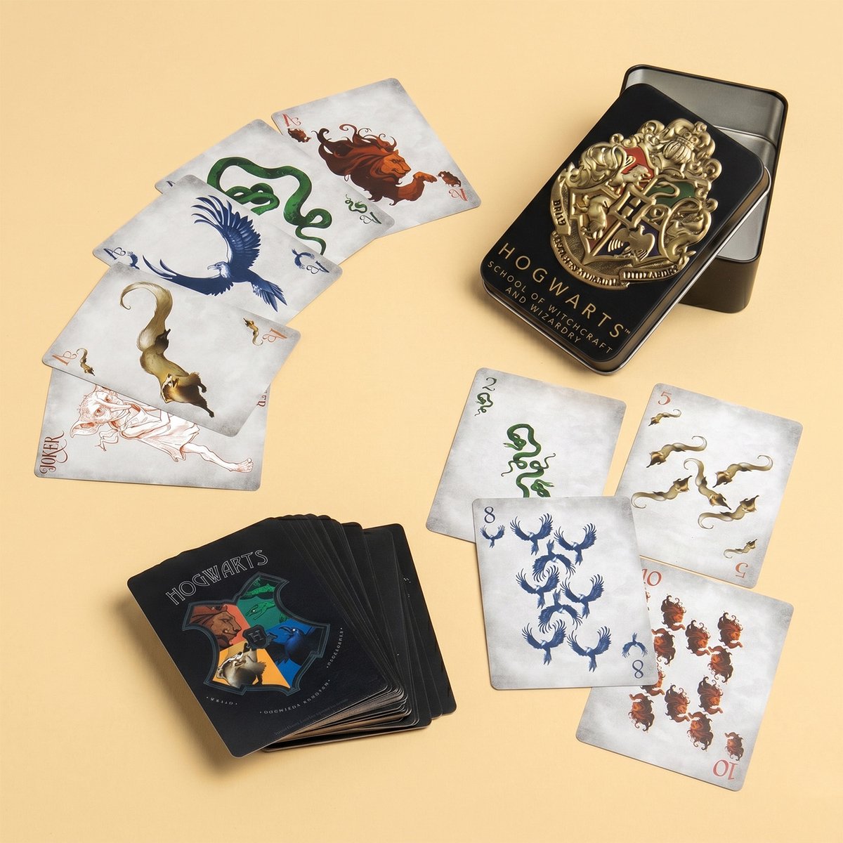 Paladone juego de cartas harry potter hogwarts en lata