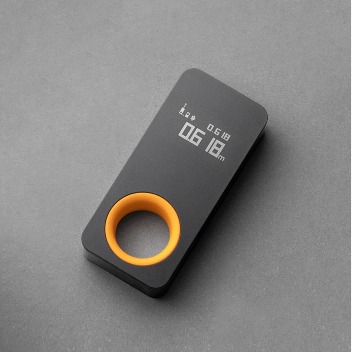 Medidor láser inteligente Hoto - medidor de distancia láser inteligente - 30 m - medidor de distancia láser digital - precisión ±2 mm - pantalla OLED - sincronización de aplicaciones Bluetooth - recargable vía USB-C - instrumento de medición compacto