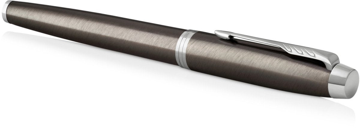 Parker im-vulpen | dark espresso | medium penpunt met blauwe inktnavulling | met geschenkdoos