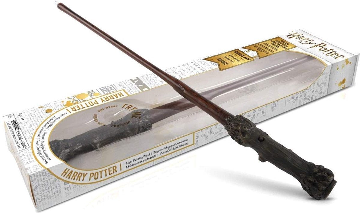 Wizarding world of harry potter wow! wizarding world - harry potter's light painting wand