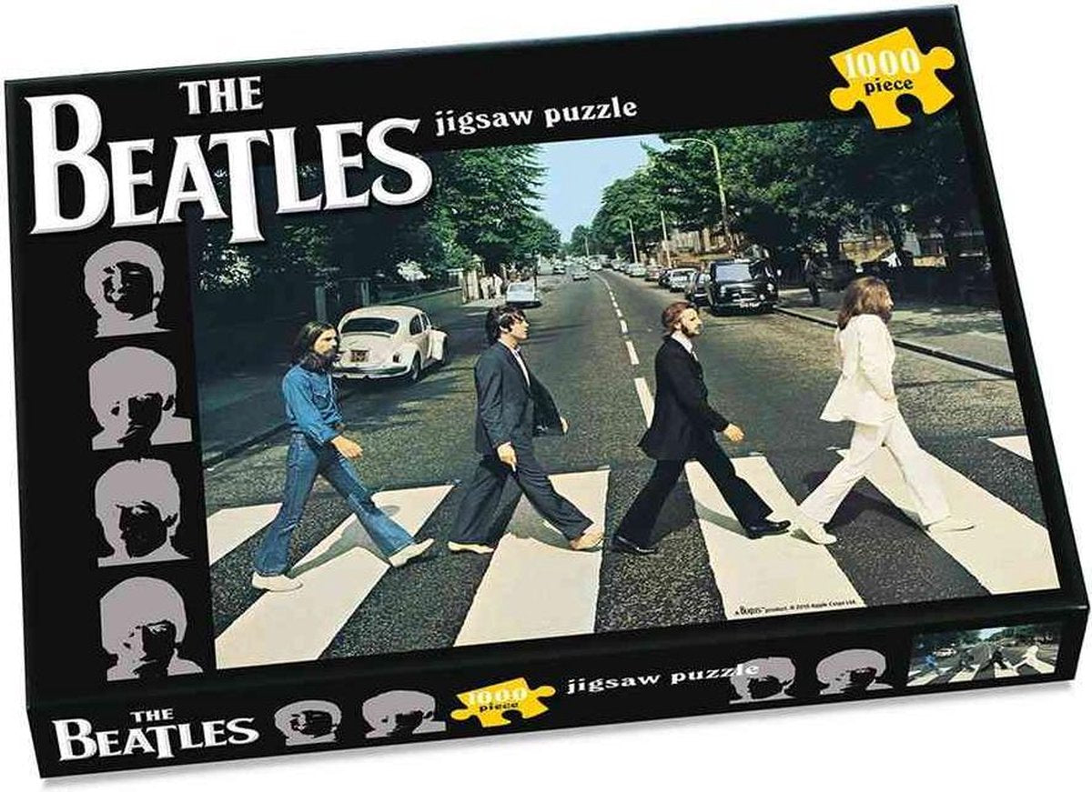 Camino de la abadía con cabeza de plástico