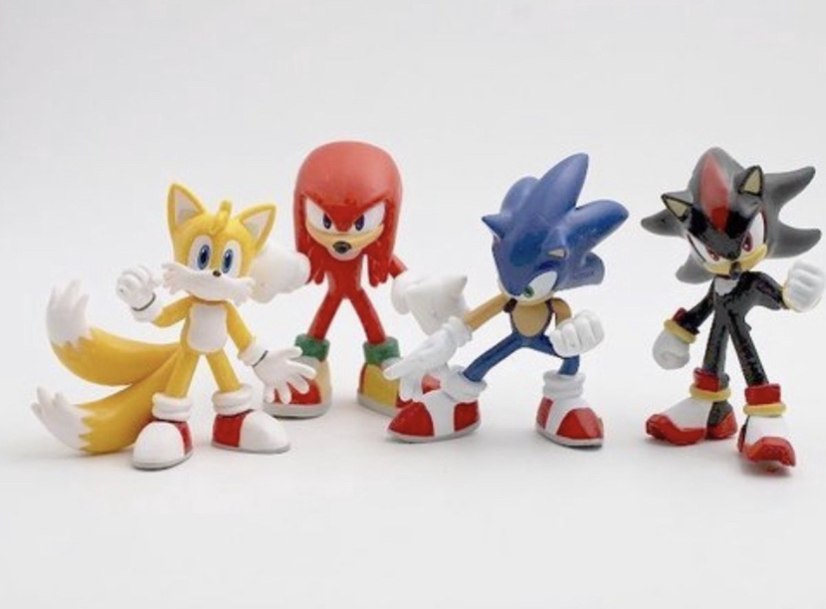Comansi Sonic the Hedgehog - 4 personaggi sonici in confezione regalo - Sonic, Shadow, Nocche e Code - 8 cm di altezza.