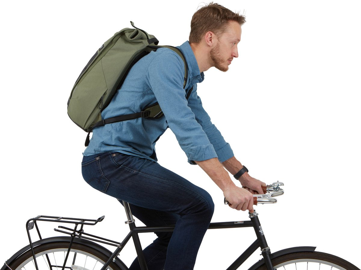 Zaino Thule per il tempo libero con scomparto per laptop Paramount Commute Backpack 18l verde olivina