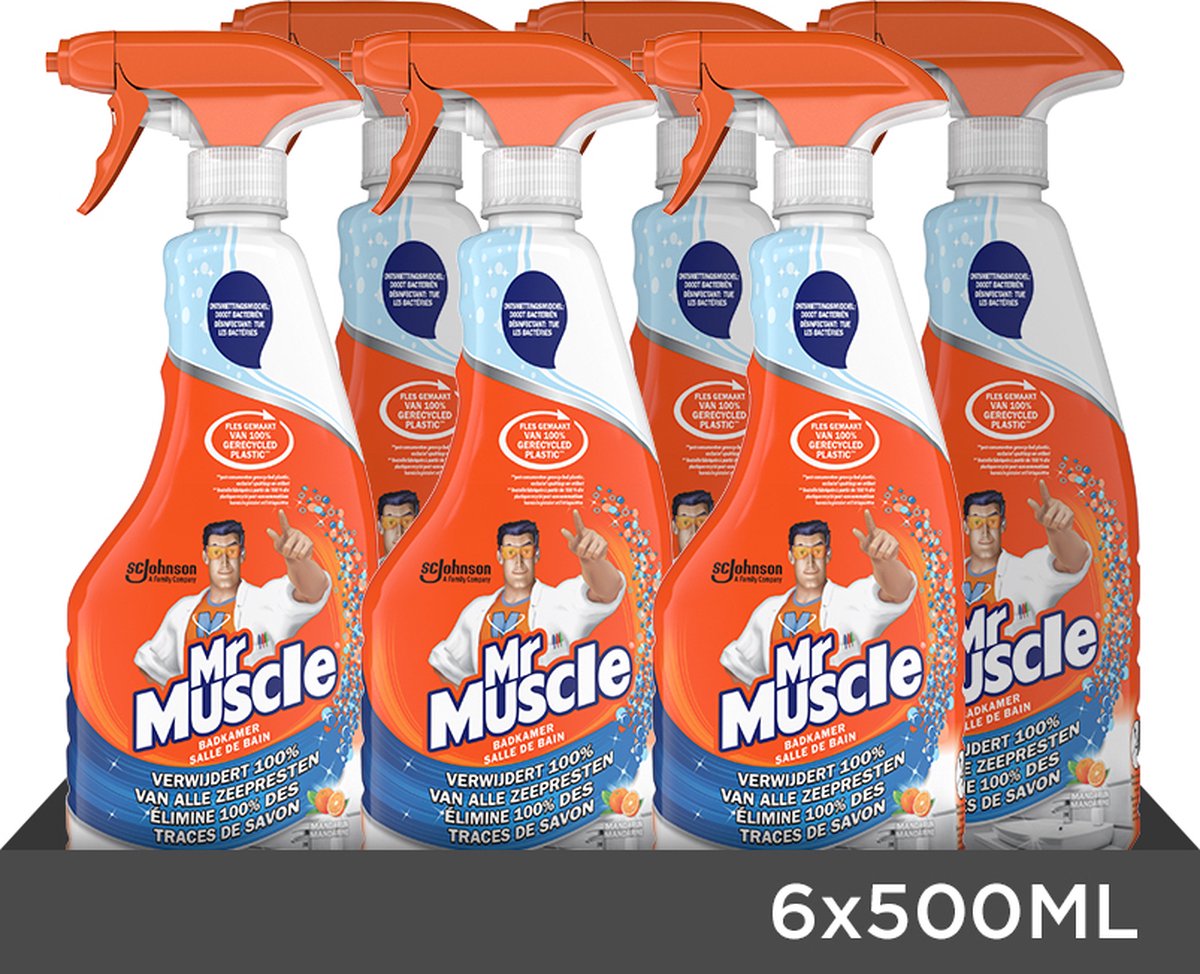 baño señor musculoso