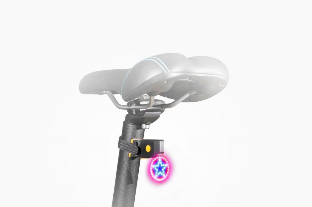 No está mal luz trasera LED llamativa USB esterlina