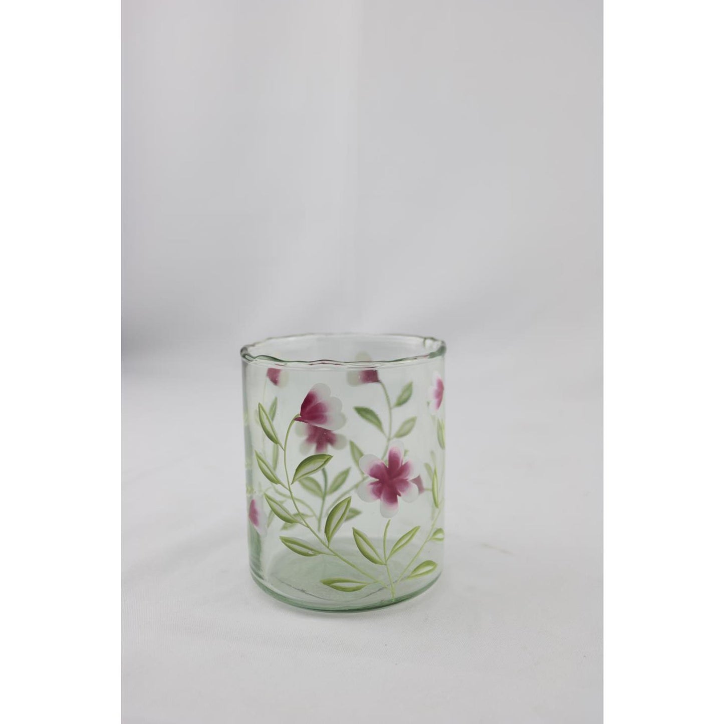 Vaso in vetro dall'atmosfera signorile con fiori rosa 9x9x11 cm