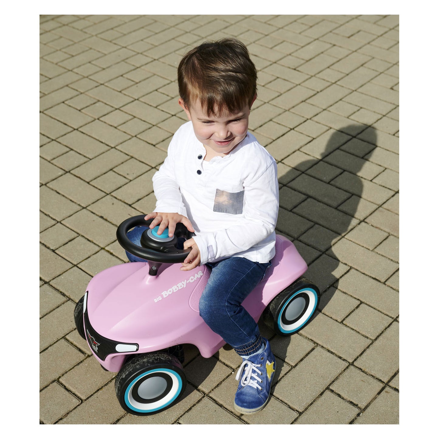 Big Bobby Car Neo Pink walking car