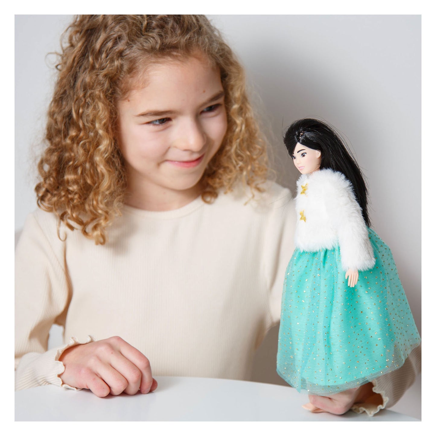 Heless pluche jasje yuki met tule rok voor modepoppen - 29cm