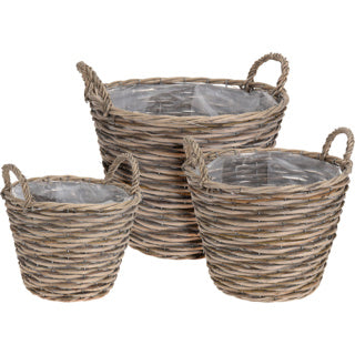 Canasta colocada en 3sts alrededor de Willow