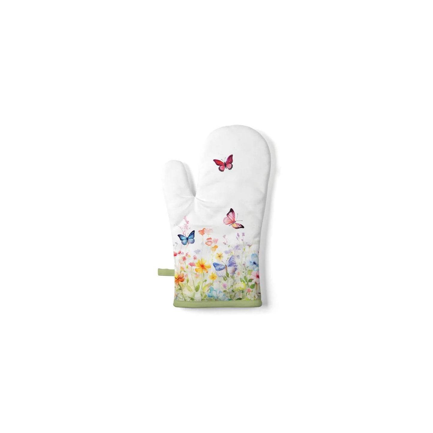 Ambiente ovenwant butterflies in field wit