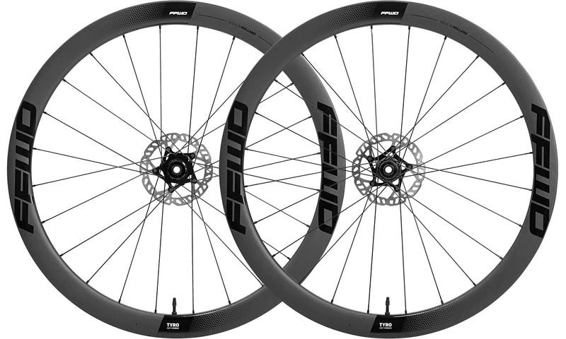 Coppia ruote ffwd tyro 2.0 fcc 45mm mozzo ffwd 12mm disco corpo campa