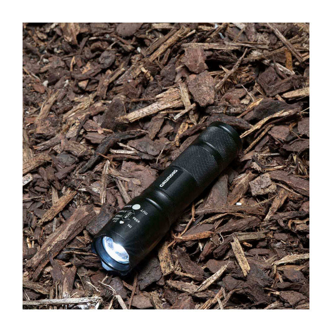 Zoom della torcia a LED