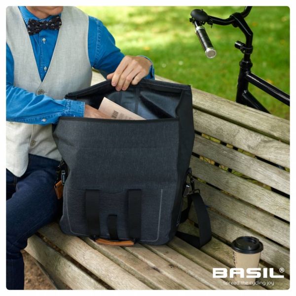 Basil Urban Dry Business Bag - waterdichte fietsschoudertas, 20L inhoud, charcoal melee