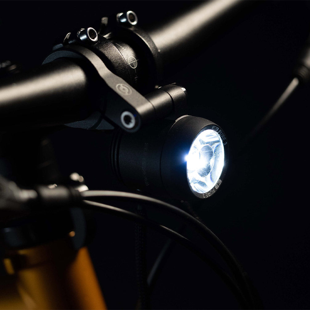Flosa delantera LED de Supernova E3 Pure3