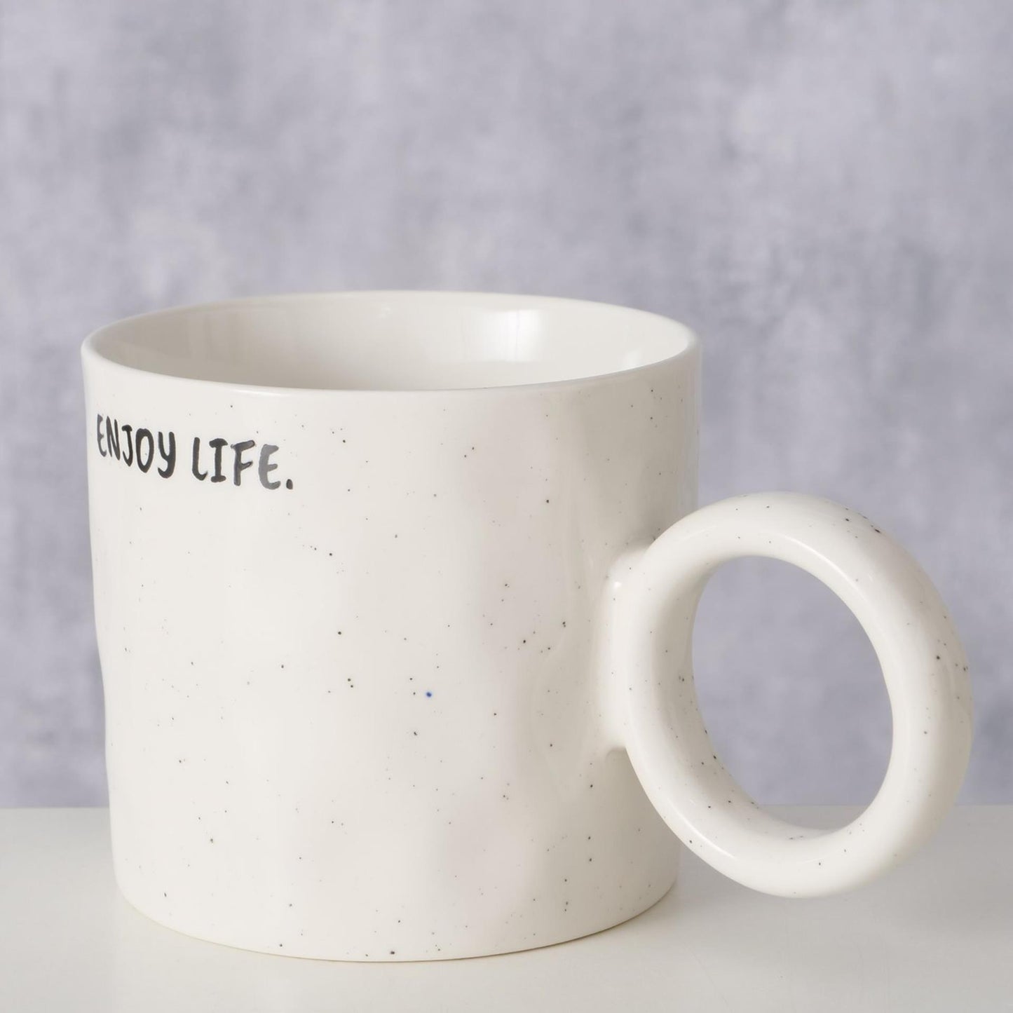 La tazza Boltze Home si gode la vita