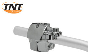 Soporte del interruptor de dirección TNT en el Aerox Chrome derecho