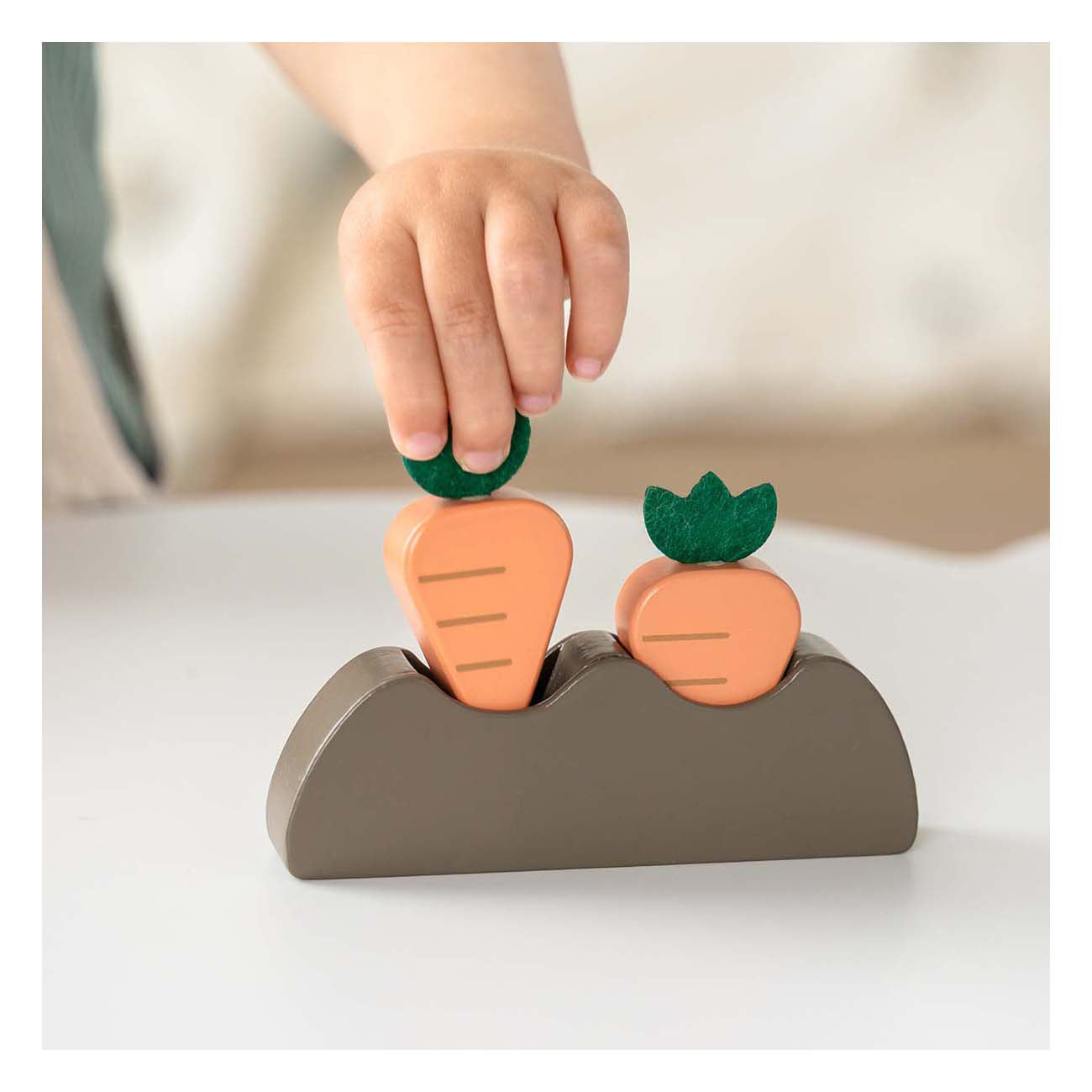 Hecho por ciervos Tiny Farm Play de madera Juego de oveja