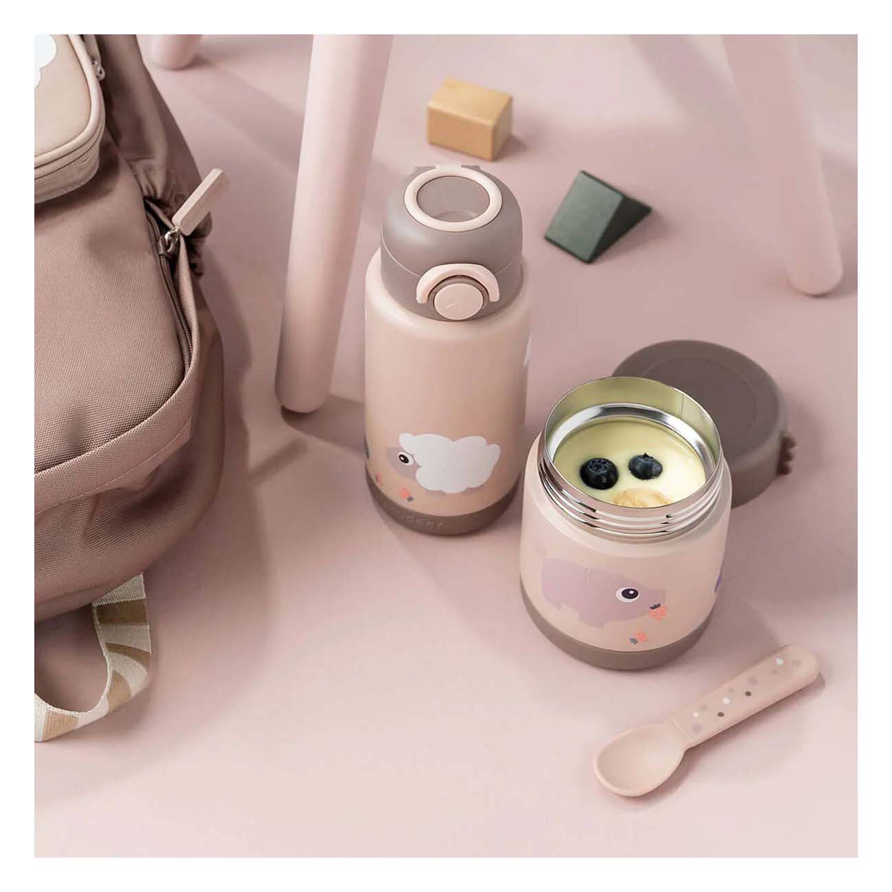 Hecho por botella de bebida aislada de ciervas Tiny Farm - Pink