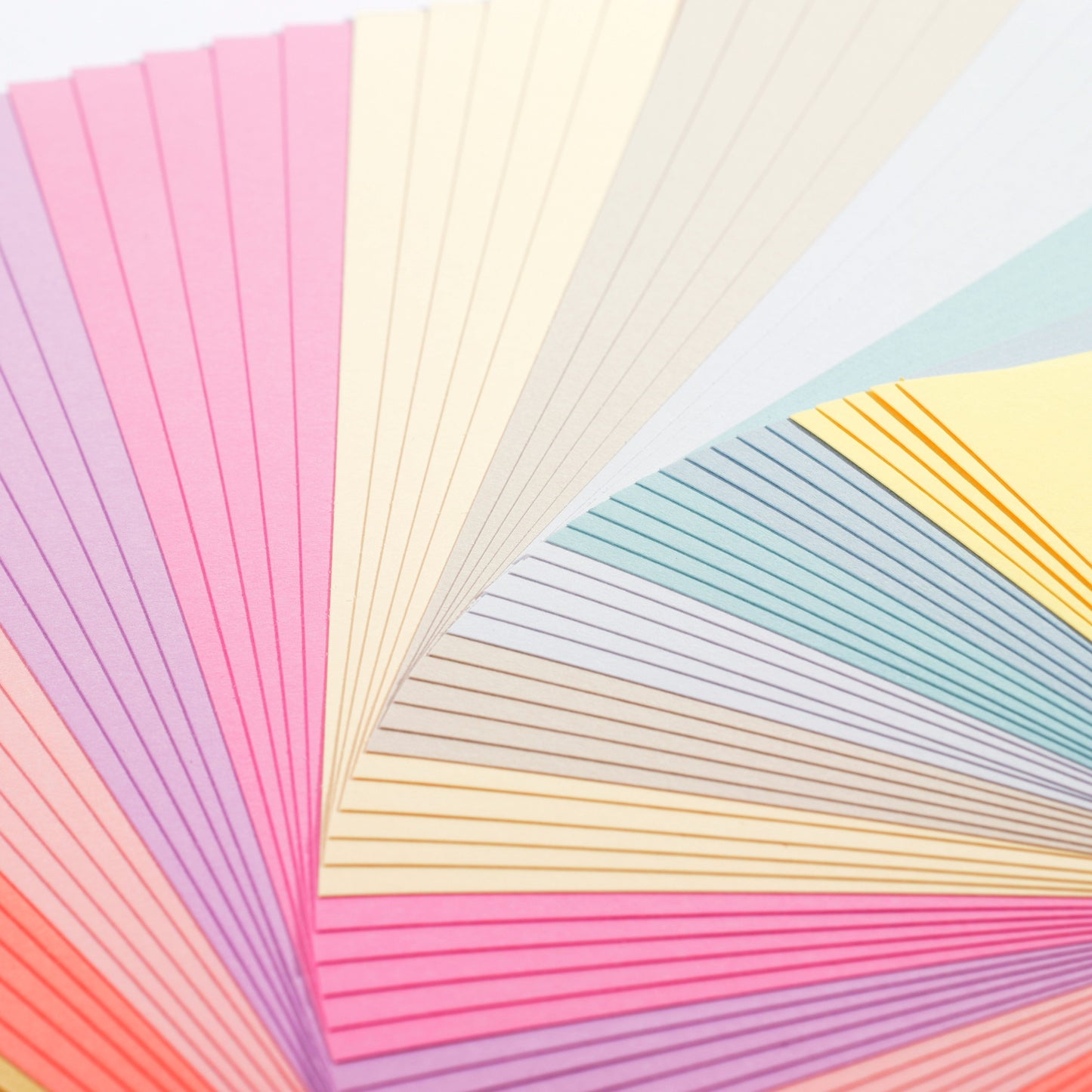 Florencia • papel cartulina 216g liso 11,4x30,5cm pasteles 60x