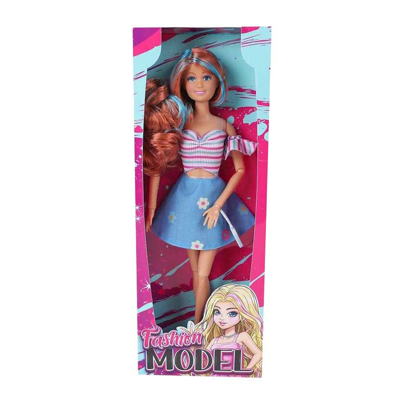 Ropa de verano de muñeca modelo de moda.