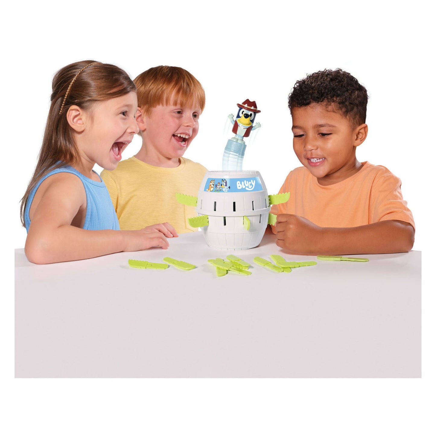 Tomy Pop Up Bluey en el juego de Child's Ton