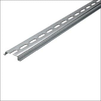 Guida din Jmv ts35 zincata 6mm con fessura 2mt