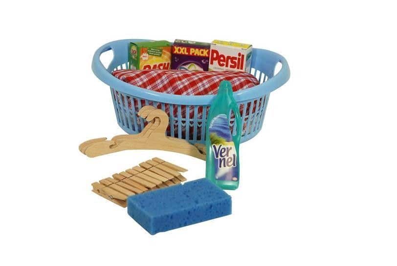 cestino del bucato con accessori