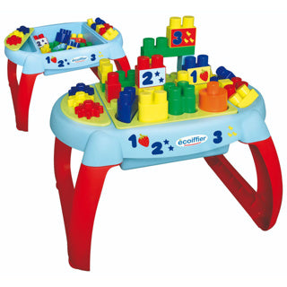 Abrick giocando al tavolo 32 paps