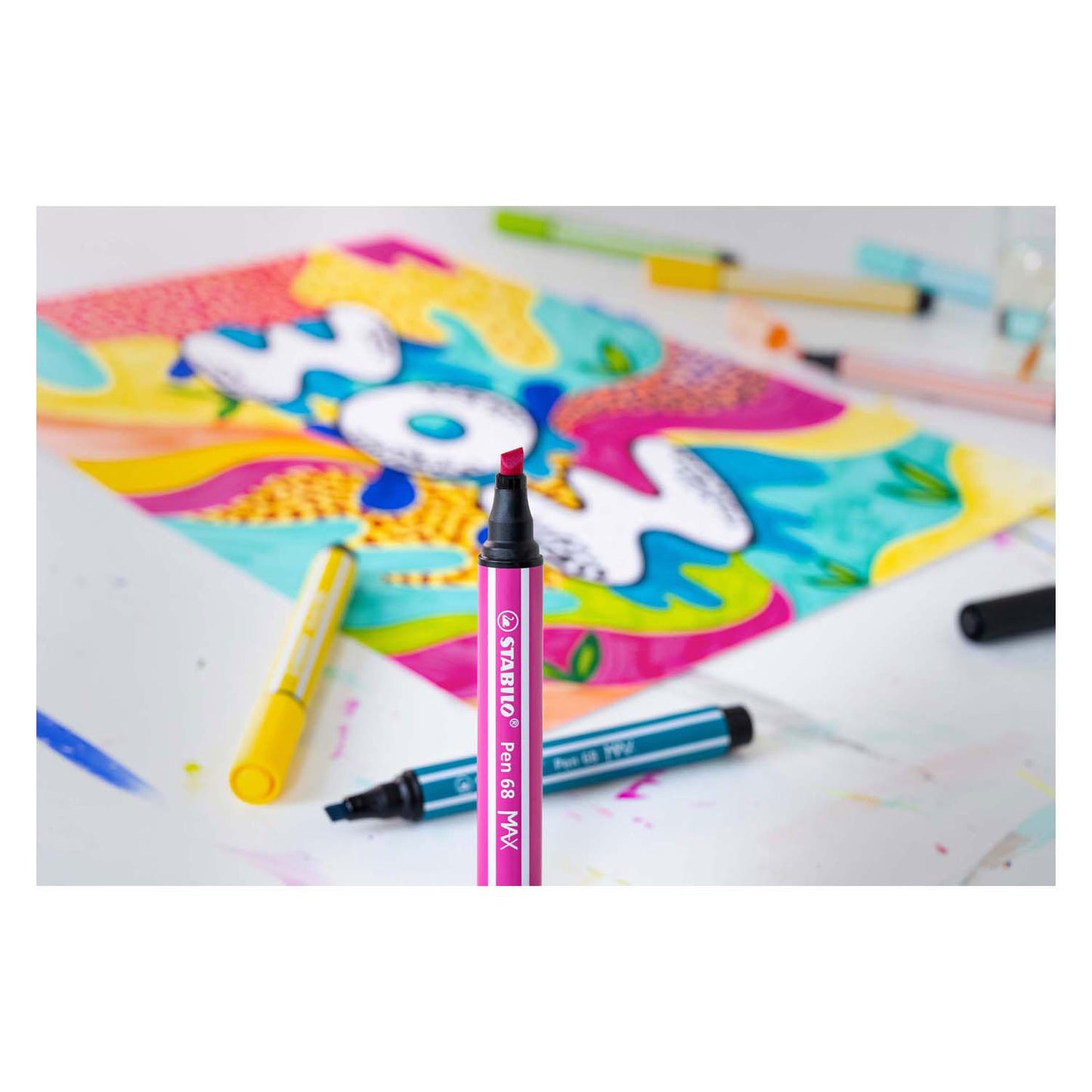Stabilo Pen 68 max felt -tip pen with a thick chisel point lemon yellow