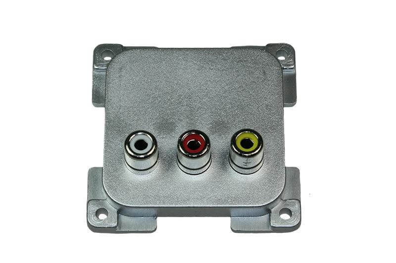 Toma de vídeo y audio C-line plateada - empaquetada