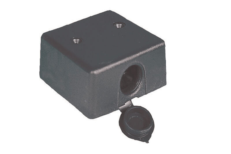 Toma de pared 12v de superficie con tapa