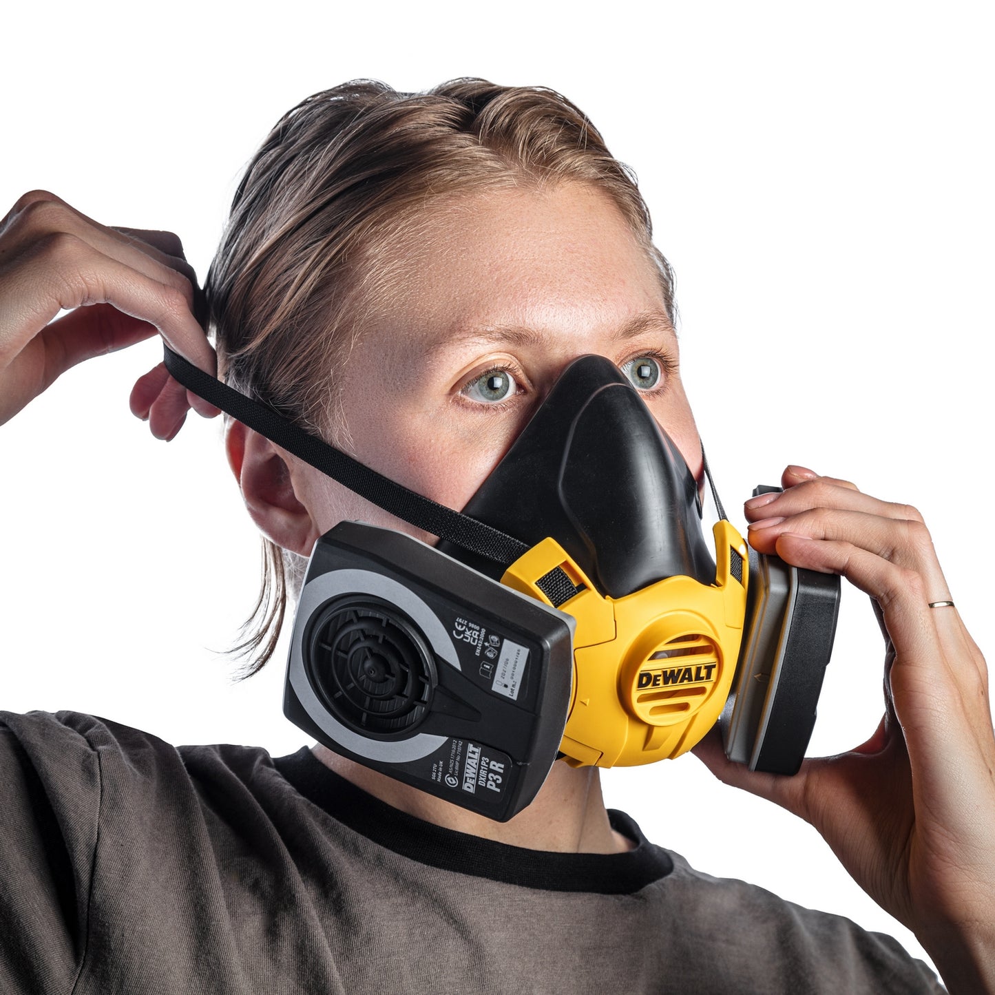 Media máscara ligera Dewalt dxir1hmlp3 con filtros p3 | talla l - dxir1hmlp3