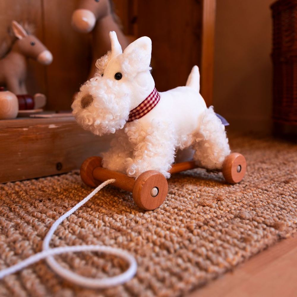 Egmont trekfiguur hond lola. 25x15x23 cm