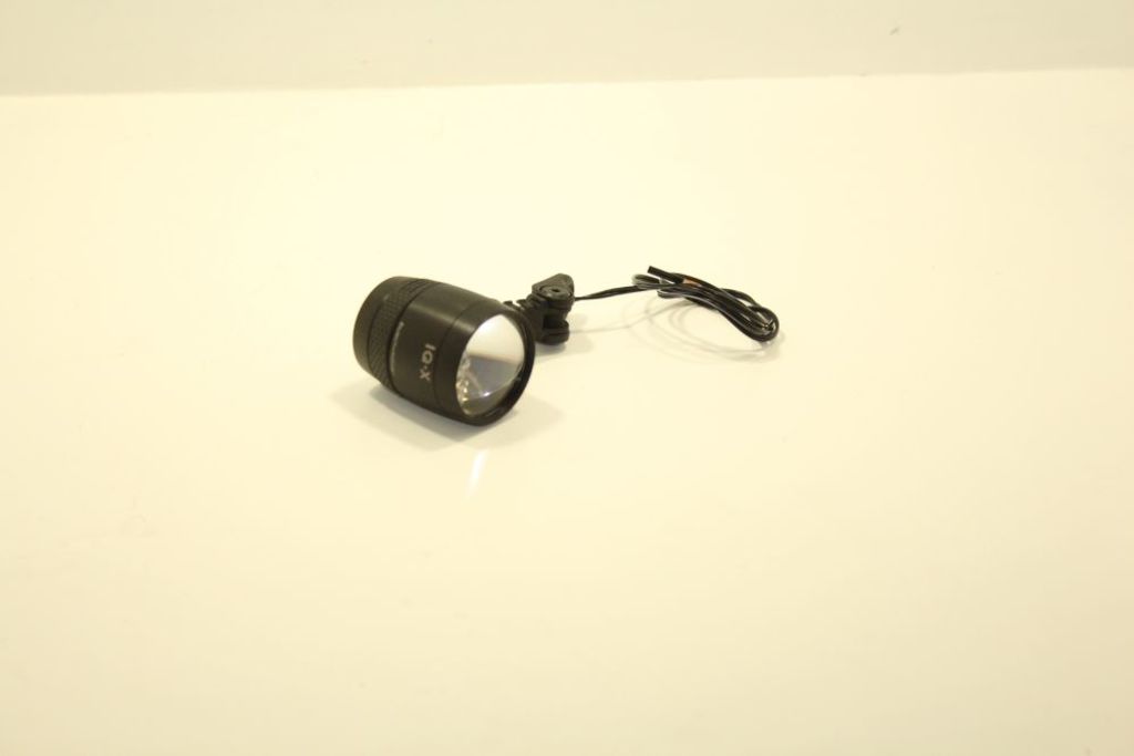 Faro anteriore Busch Muller Lumotec IQ-X CC, 6-60 V CC (SP)