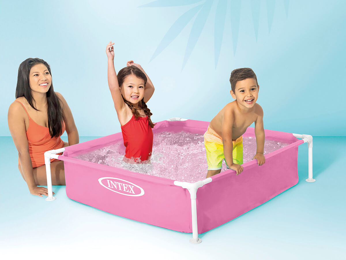 Piscina infantil Intex con marco rosa