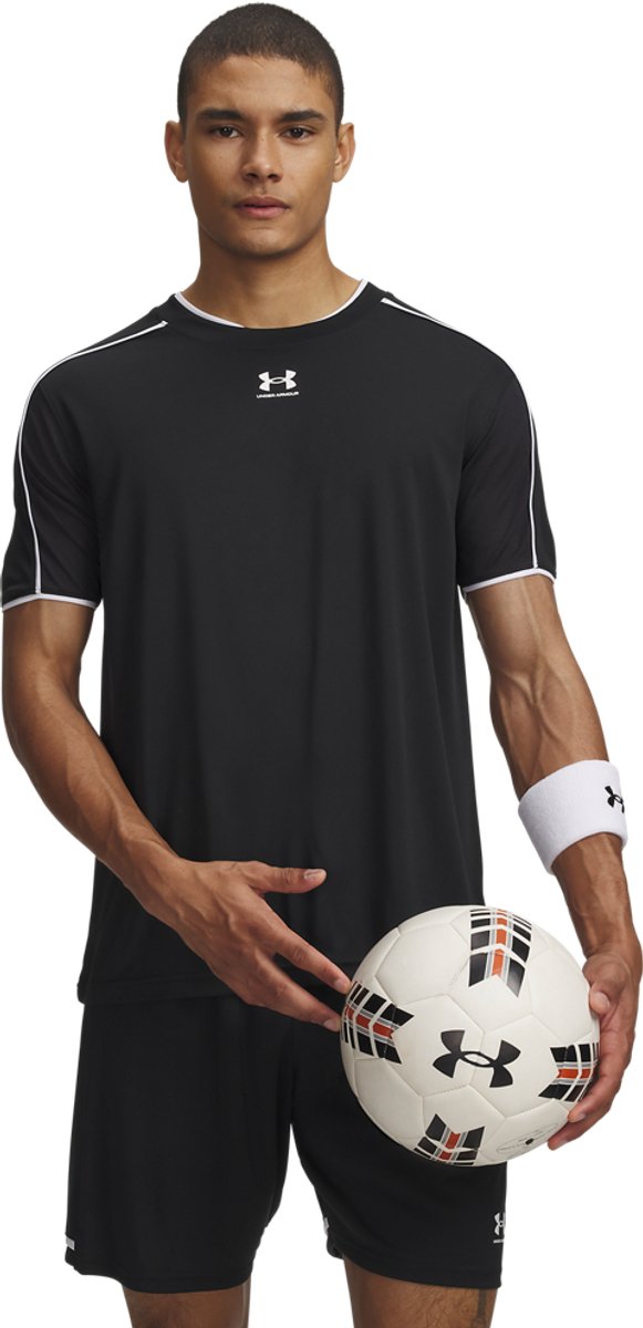 Maglia sportiva da uomo Under Armour UAM Challenger Train SS-BLK - Nera - Bianca
