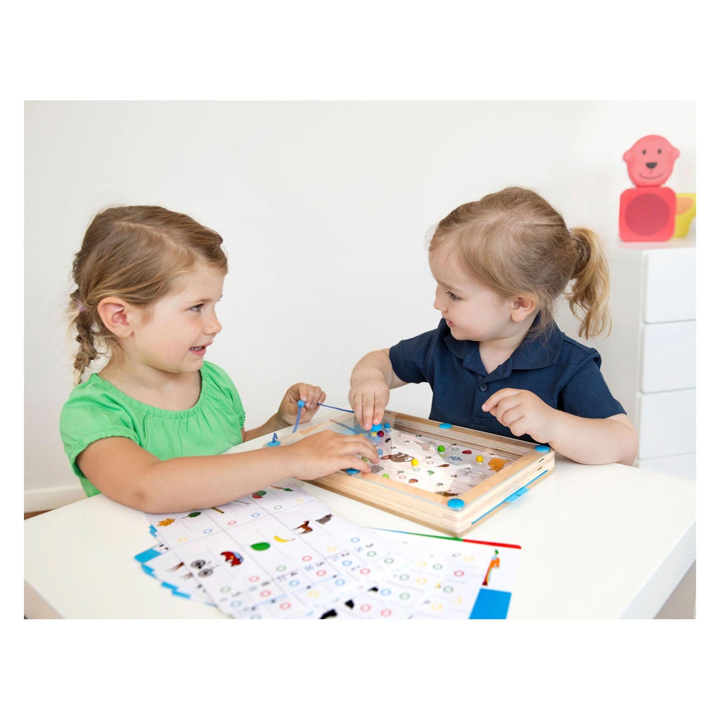 Gioco magnetico in legno di Beleeduc Logiplay