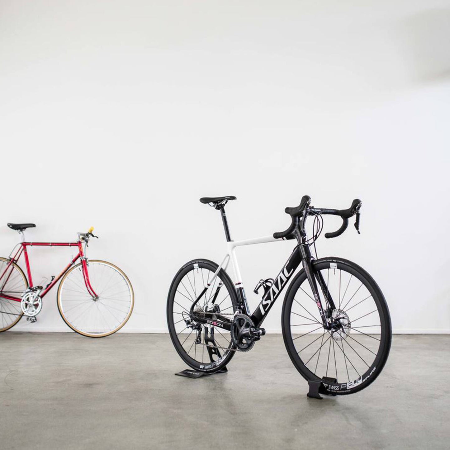 Trivio - portabiciclette in acciaio 29'' nero